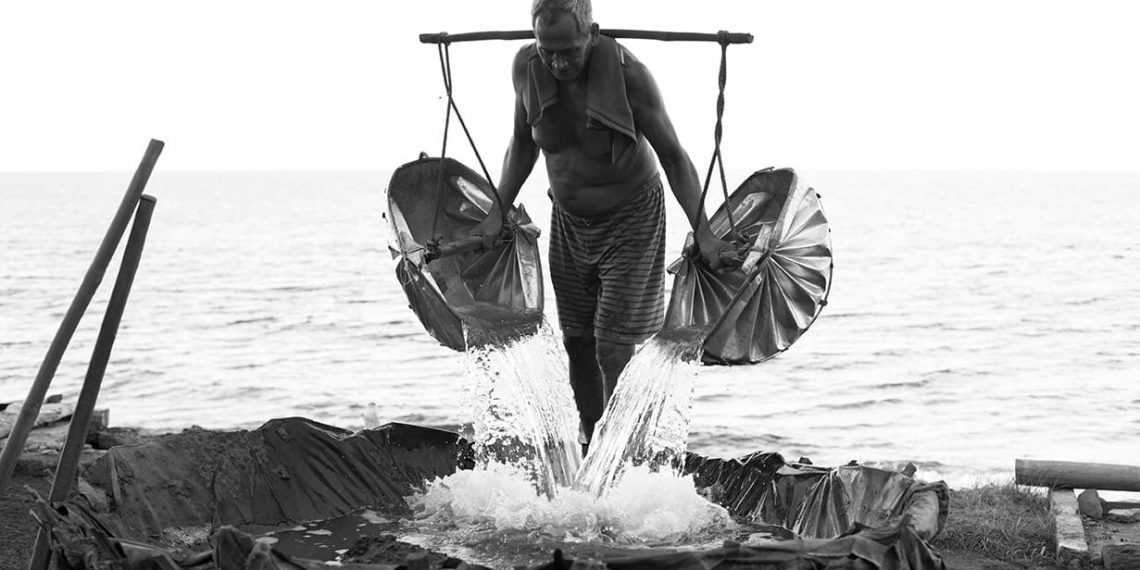 Proses Pembuatan Garam Tradisional Les